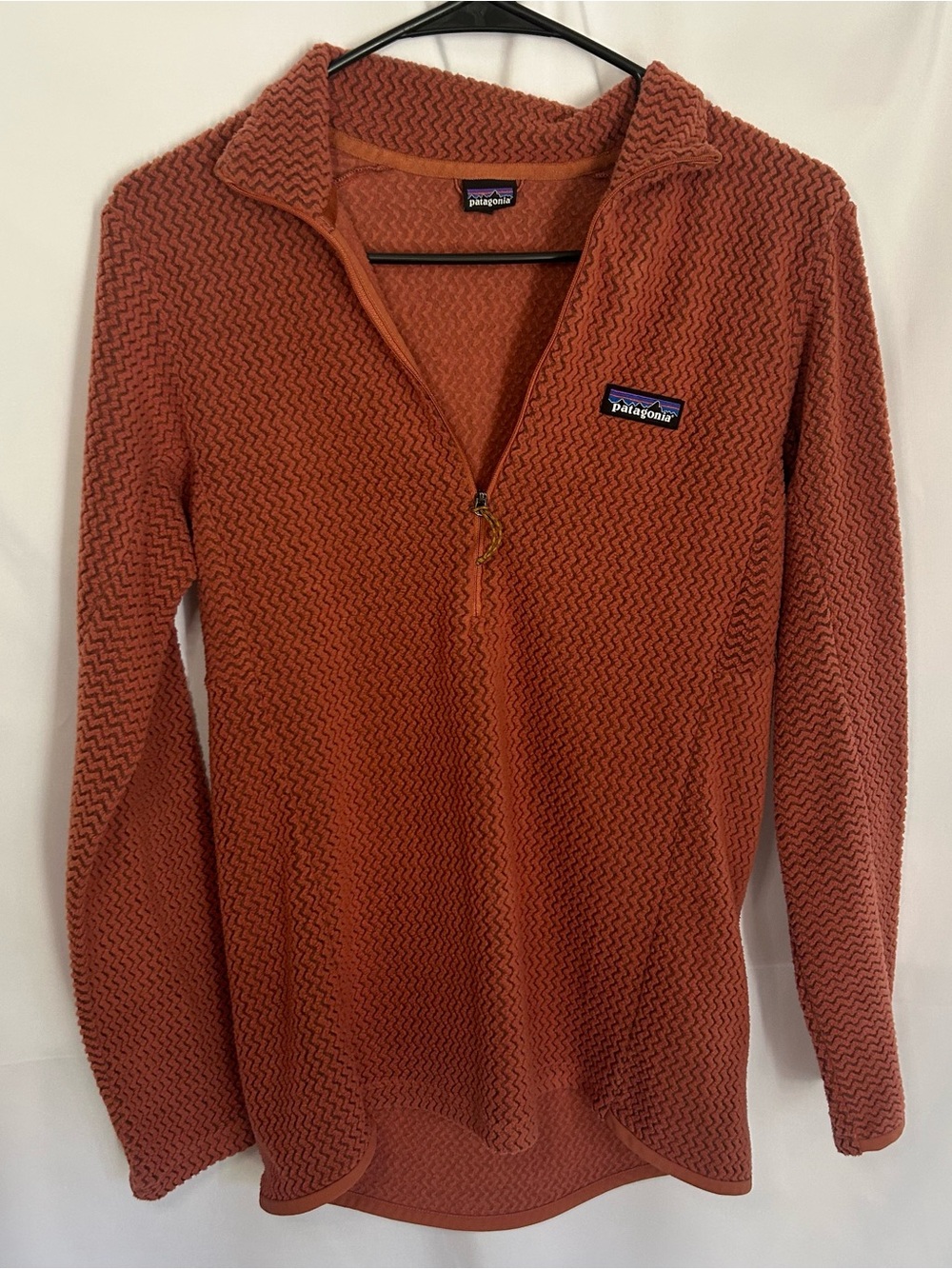 Patagonia rust R1 Air zip neck fleece pullover